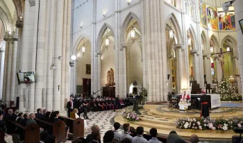 el-papa-rechaza-las-murallas-que-dividen-hay-que-estar-dispuestos-a-destruirlas-para-edificar-algo-nuevo
