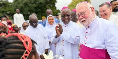 el-secretario-de-estado-del-vaticano-concluye-su-visita-a-nigeria-por-aniversario-diplomatico