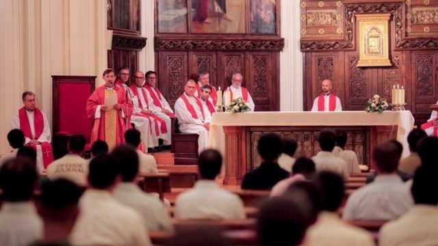 Seminarians and priests gathered for Mass at the Conciliar Seminary of Madrid at the opening of the academic year