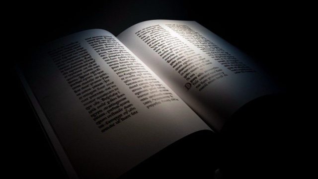 The first volume of the facsimile of the Aquileia Bible, presented at the Vatican