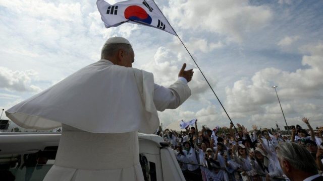 Pope Leo XIV speaking to Korean priests, religious sisters and brothers in the Clementine Hall of the Apostolic Palace