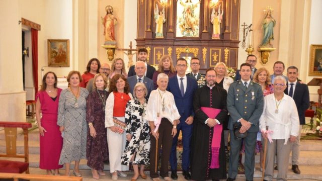 Msgr. Salvador Aguilera celebrating Mass in honor of Our Lady of the Rosary in Seseña