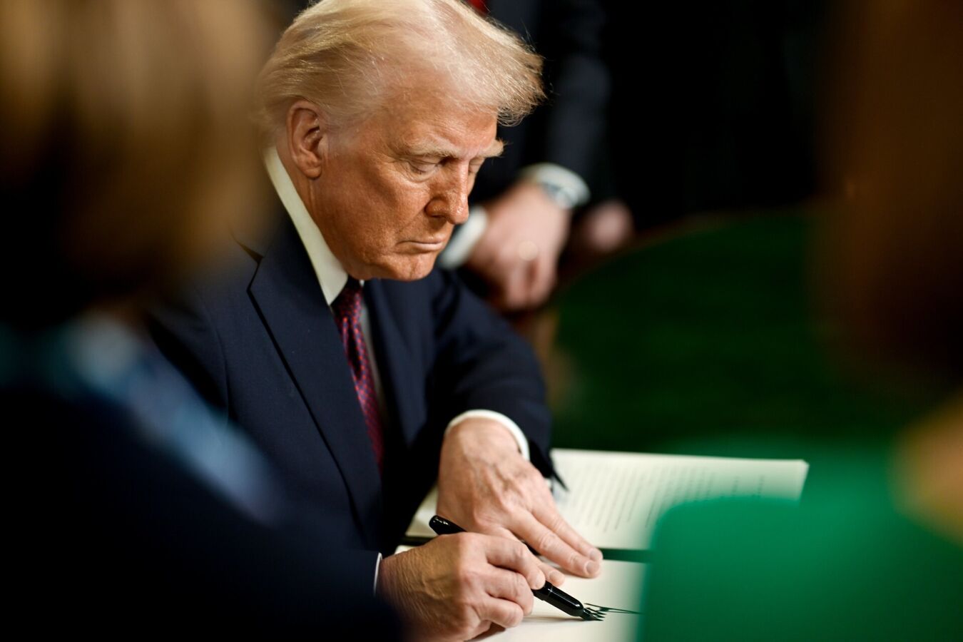 Estados Unidos bombardea al Estado Islámico en Nigeria tras ataques a cristianos